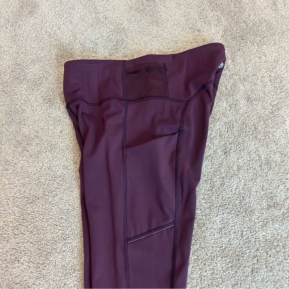 🪷CRZ YOGA High Waisted Compression Leggings Pockets  28”Arctic Plum Sz S/4-6 - Picture 6 of 13